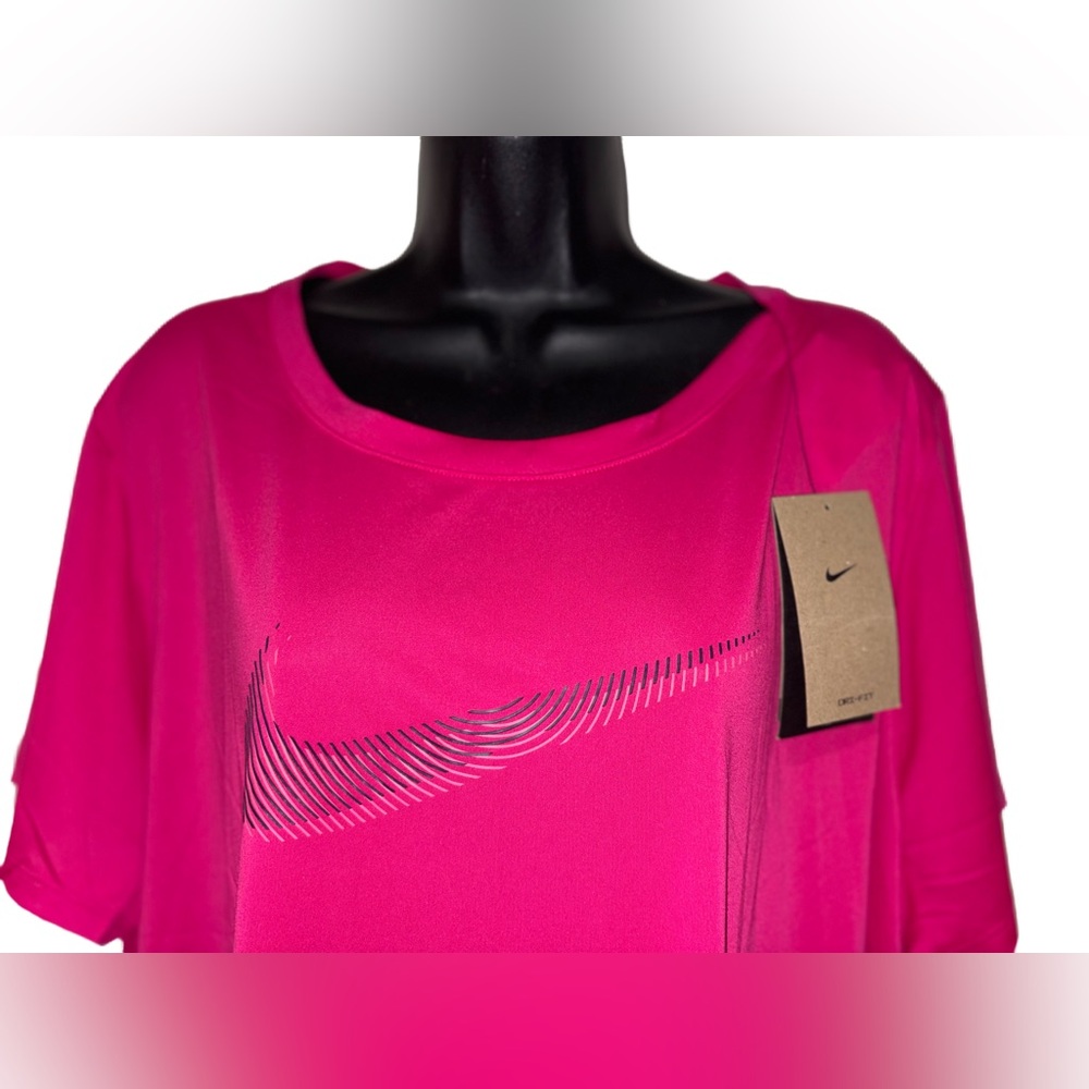 Nike DRI-FIT Shirt ⭐️NWT⭐️ - Picture 4 of 8